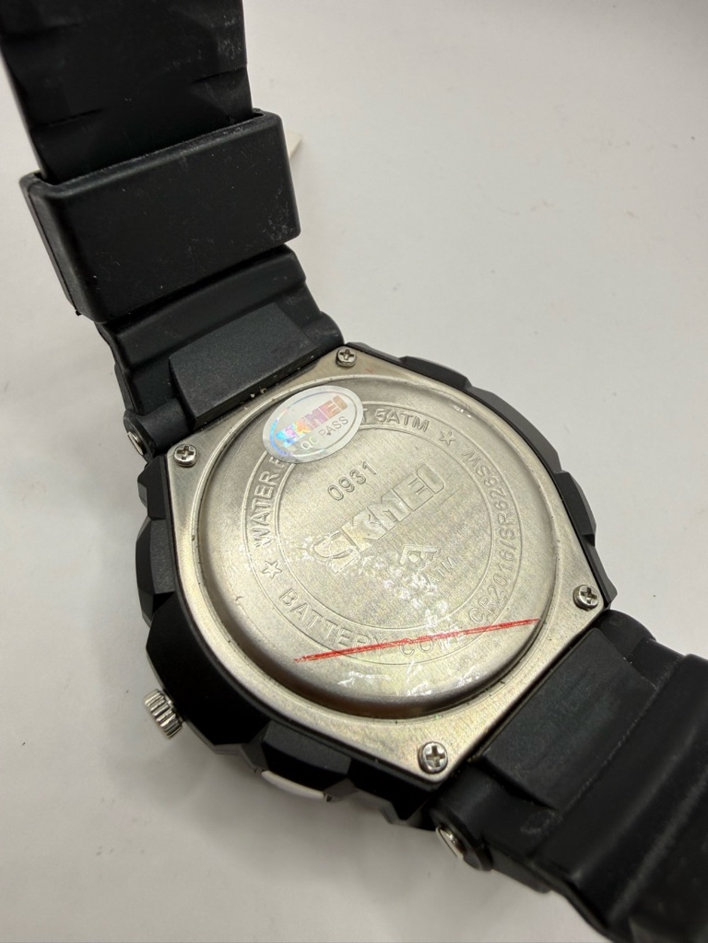 SKMEI S-Shock Men's Sports Quartz Digital Watch Alarm  Red & Black Dial 45mm - Picture 9 of 10